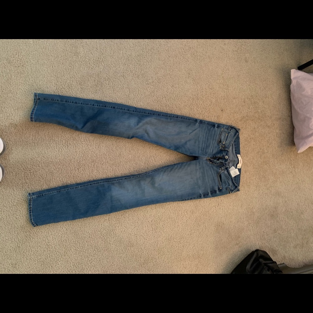 Hollister jeans